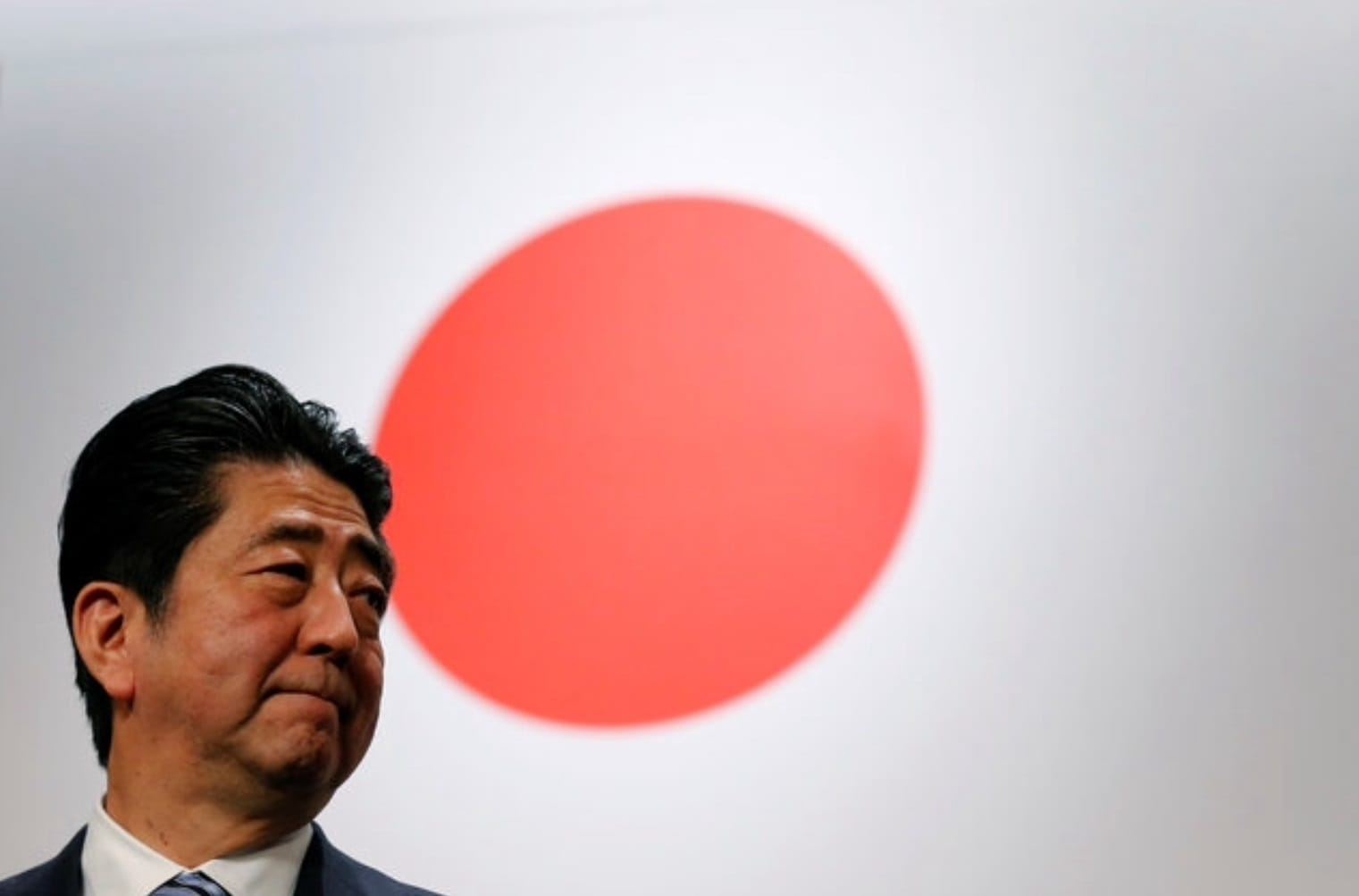 No Japão, o soberano Abe