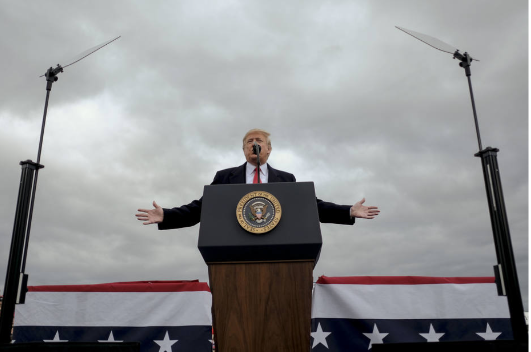Saída de secretário reforça agenda de Trump