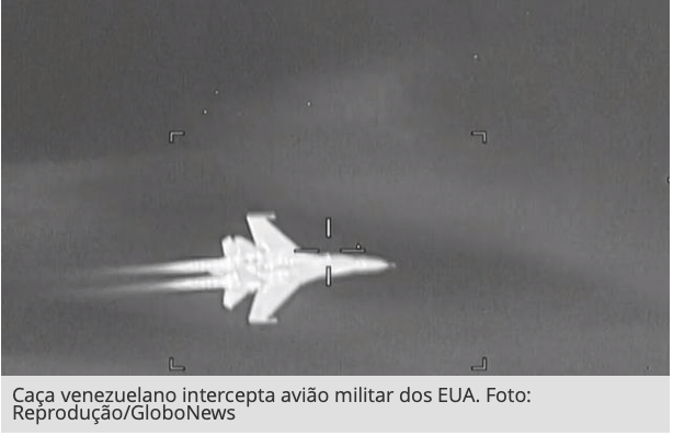 Em ato considerado hostil, avião militar da Venezuela faz 'sombra' sobre aeronave da Marinha americana