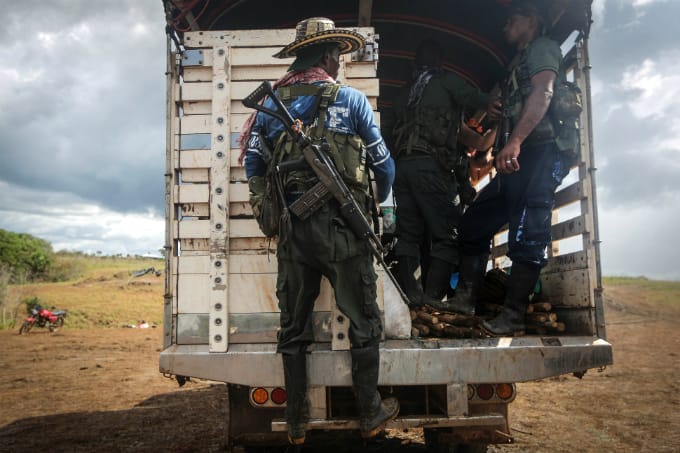 A guerrilha colombiana mergulha na política