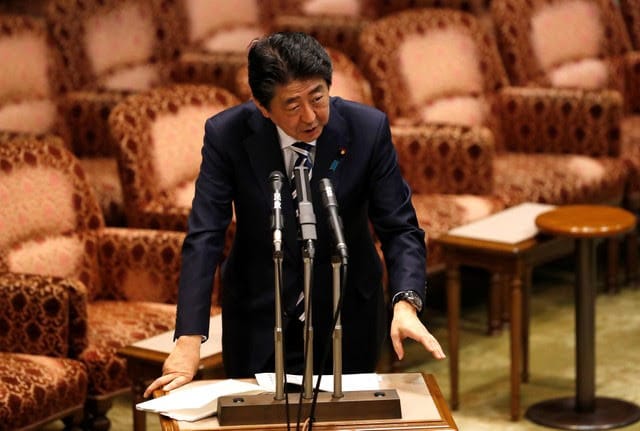 A corrida japonesa contra o isolamento