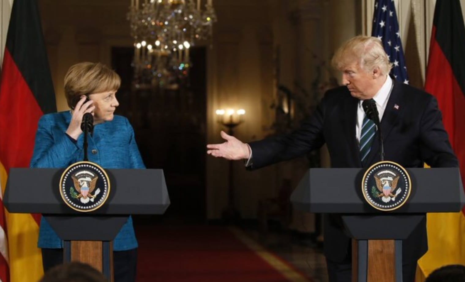 Trump e Merkel: desastre evitado