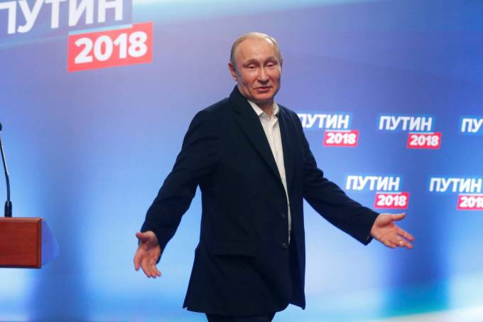 Putin confirma vitória esmagadora em eleições na Rússia
